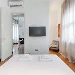 San Babila Executive - Discover The Historic Centre Of Apartamento *