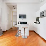 San Babila Executive - Discover The Historic Centre Of Apartamento *