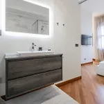 San Babila Executive - Discover The Historic Centre Of Milão