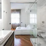 San Babila Executive - Discover The Historic Centre Of * Milão