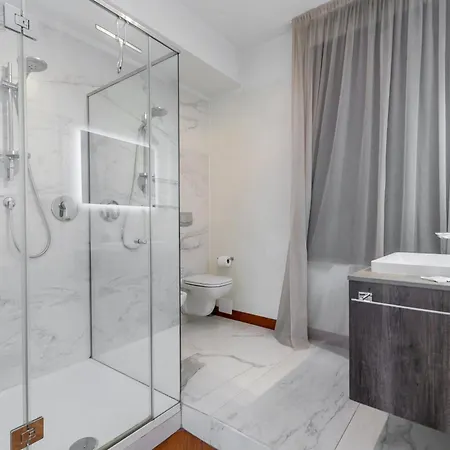 Apartamento San Babila Executive - Discover The Historic Centre Of Milán