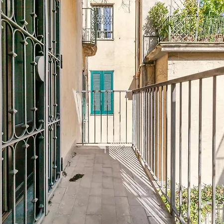 San Babila Executive - Discover The Historic Centre Of Apartamento Milão
