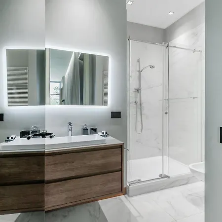 San Babila Executive - Discover The Historic Centre Of Apartamento *