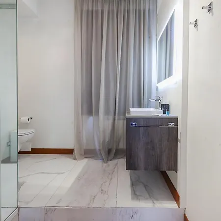 San Babila Executive - Discover The Historic Centre Of Apartamento Milán